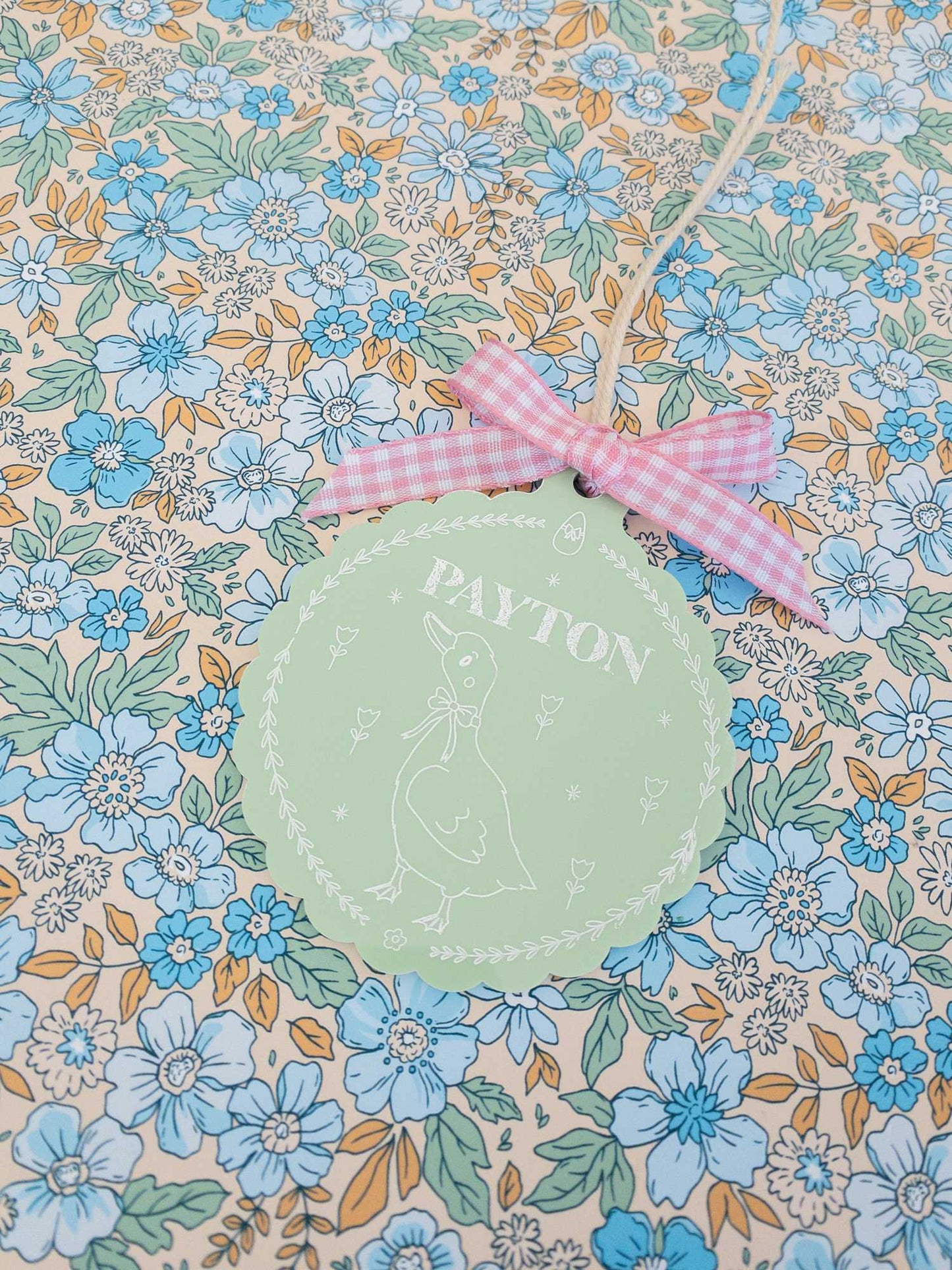 Gingham Bow Scalloped Basket Tag