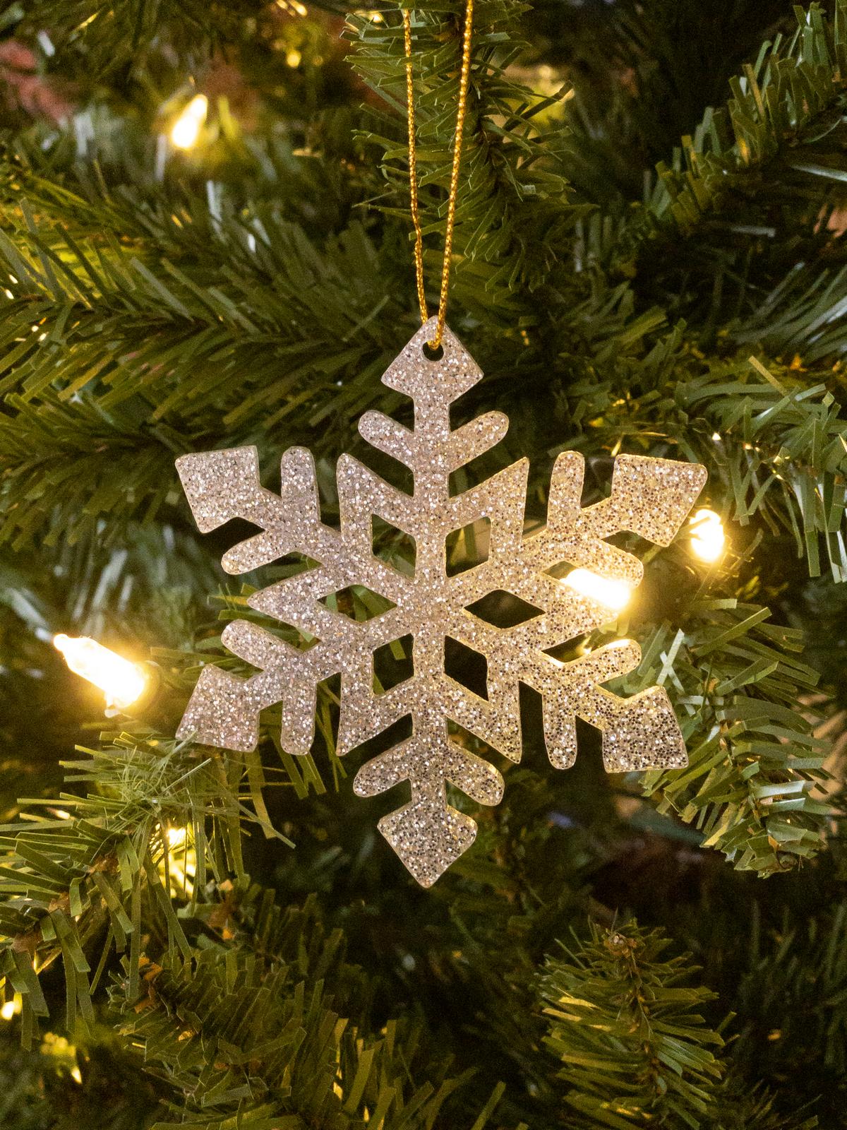 Snowflake Decorations - pack of 6